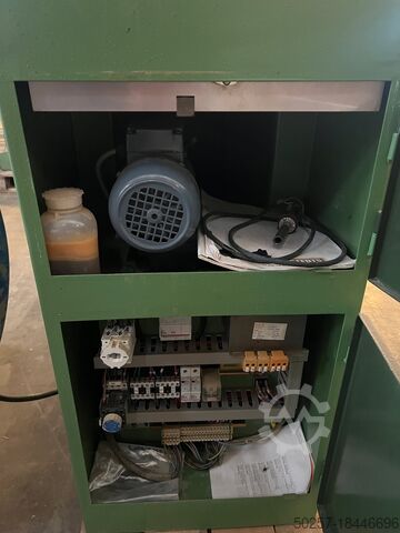 Veener sewing machine CASATI Z1000