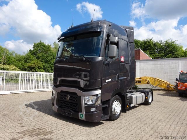 Standard tractor unit RENAULT T 520 Komfort SZM 4x2