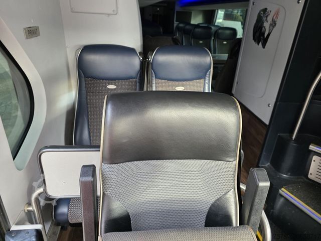 Doppeldeckerbus NEOPLAN Skyliner,81+1+1,Hochdruckkühler neu  ZF Intarder