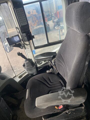 Radlader Liebherr L550