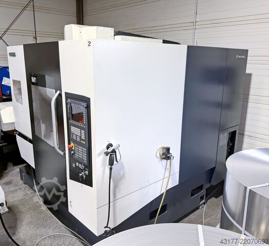 Vertical CNC machining center DMG MORI M1 - Plus - Sinumerik 828D