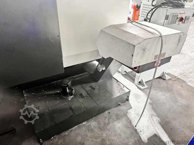 Vertical CNC machining center DMG MORI M1 - Plus - Sinumerik 828D