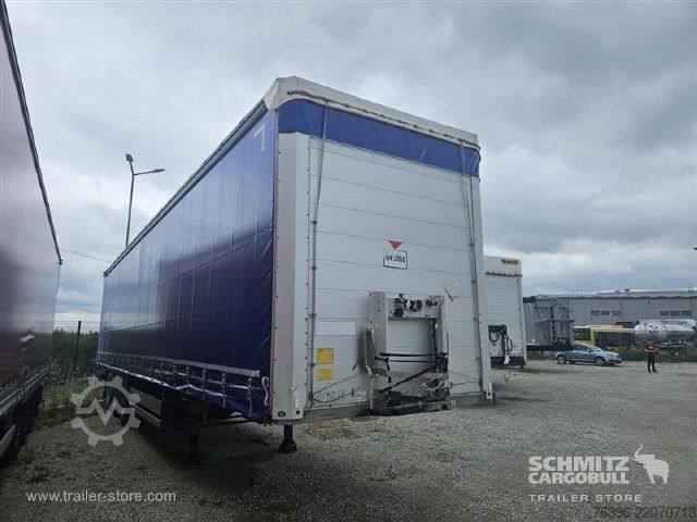 Open semitrailer with tarp Schmitz Cargobull Semitrailer Curtainsider Standard