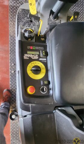 Scheuersaugmaschine in sehr gutem Zustand Kärcher B 90 R Classic Bp Pack