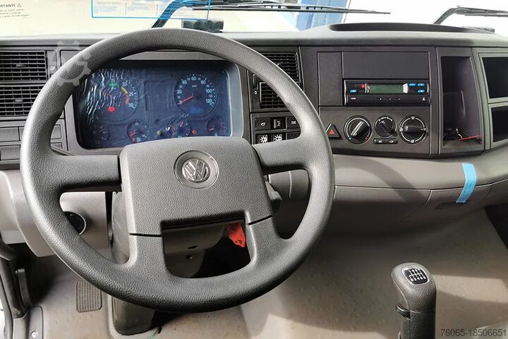 Refuse collection vehicle Volkswagen Constellation 31.320 BB CH Garbage Collector (2...