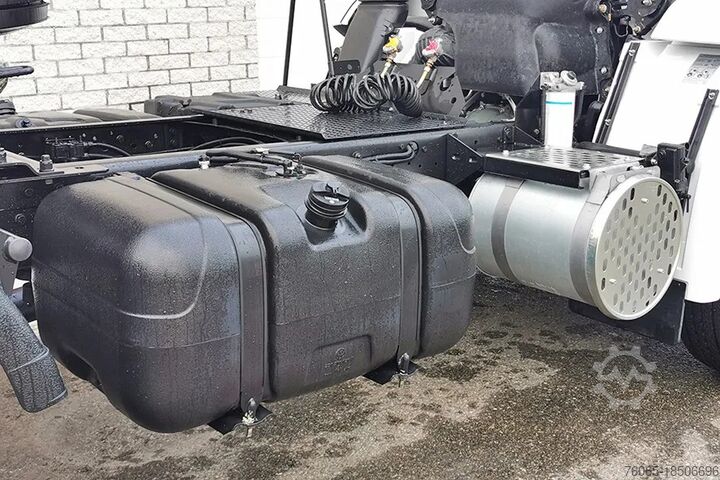 Standard-SZM VW Constellation 17.250 BB SA Tractor Head (3 units)