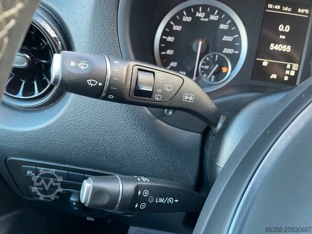 Minibus MERCEDES-BENZ Vito 114 CDI Tourer PRO L Kamera Navi Sitzh. AHK