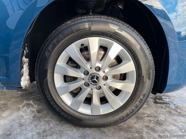 Minibus MERCEDES-BENZ Vito 114 CDI Tourer PRO L Kamera Navi Sitzh. AHK