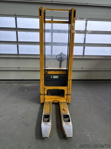Pallet Stackers Jungheinrich EJC 212