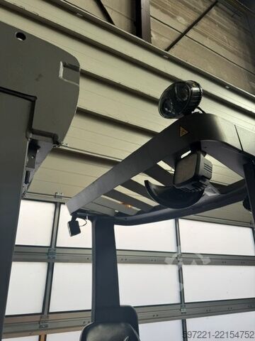 Schubmaststapler Jungheinrich ETV C16