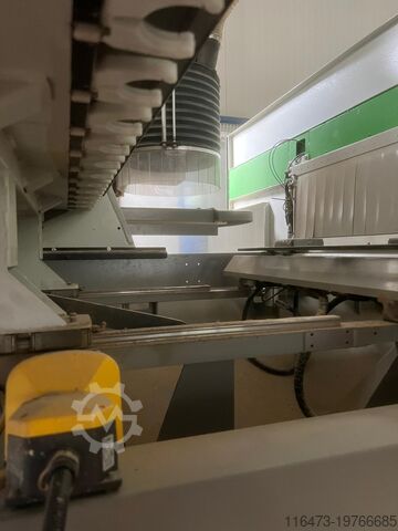 Numerisch gesteuertes Bearbeitungszentrum BIESSE Rover A 1643