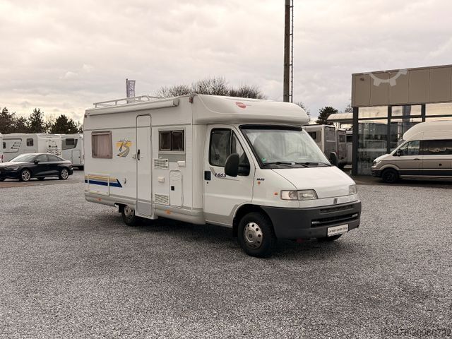 Semi-integrated camper BÜRSTNER T 603 *Längsbett-Dinette-Sat-Solar*