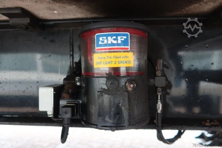 Standard tractor MAN TGM 15.290 Trekker + Heiwo city trailer geisole...