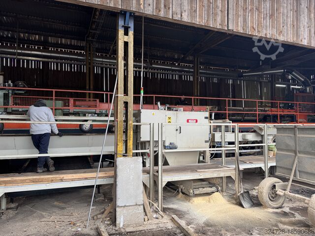 Complete wood sawing line-pallets BRODPOL JABŁOŃSKI 3000 / 480 mm