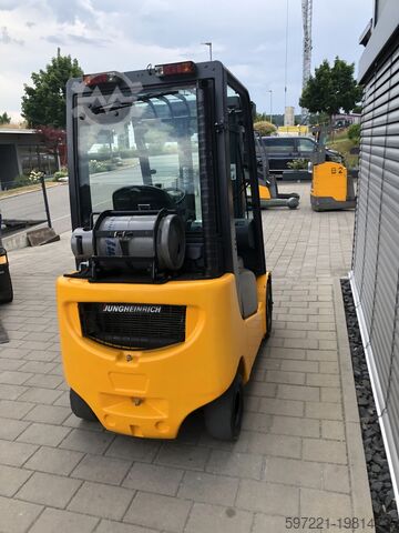 LPG Forklifts Jungheinrich TFG320 RES//LS//BIS19.11.25