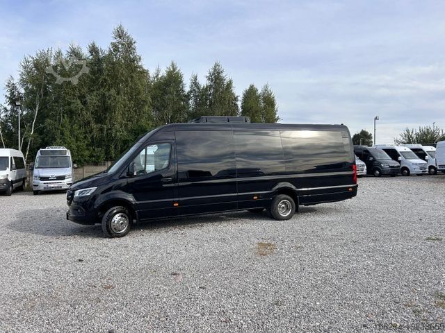 Bus MERCEDES-BENZ Spritner 519