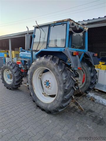 Traktor Ford 6610