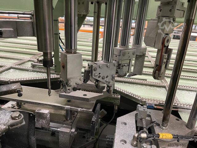 Multi-head welding machine URBAN AKS 6105 + TBA + SV 530 mit WT