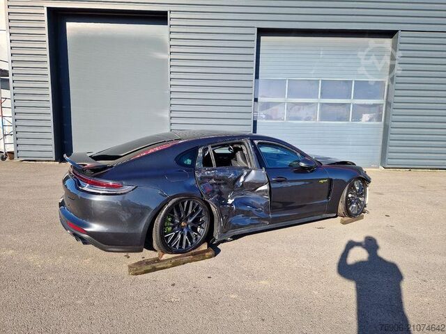 Weitere Nutzfahrzeuge Porsche Panamera