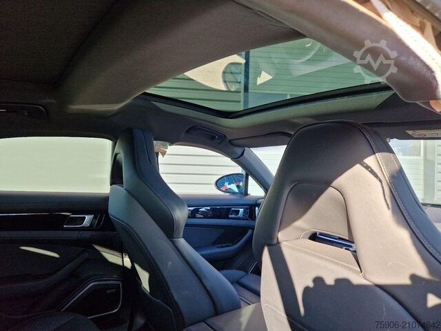 Weitere Nutzfahrzeuge Porsche Panamera