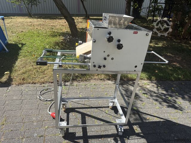 Biscuit machine Jansen KM80