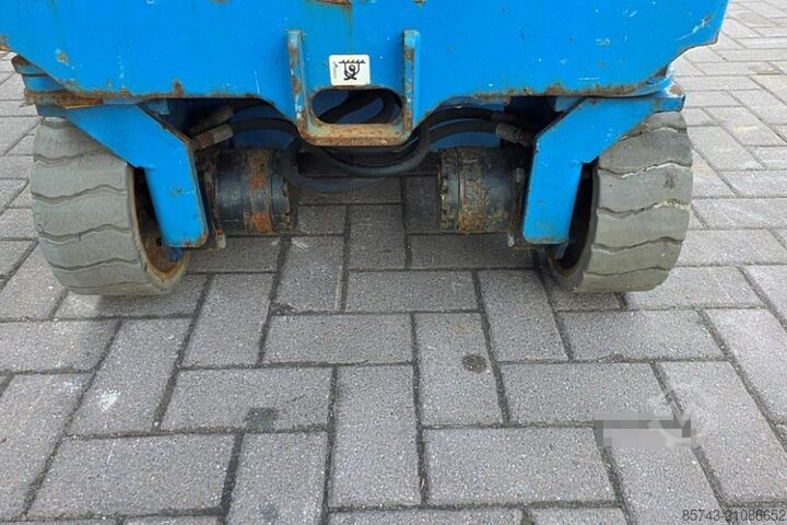 Scherenhebebühne Genie GS1932 Electric, Working Height 7.8 m, 227kg Capac