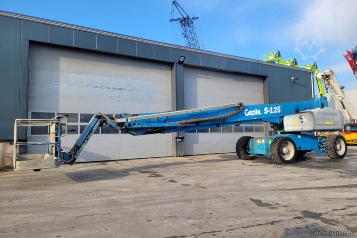 Teleskopbühne Genie S125 As-Is, Diesel, 4x4x4 Drive, 40.1m Working Hei