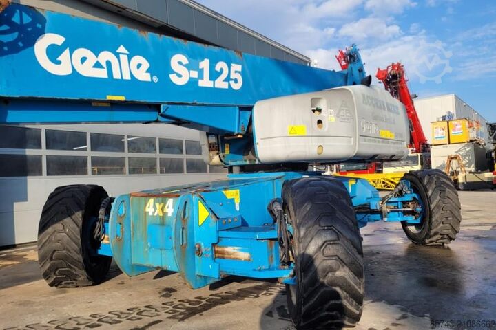 Teleskopbühne Genie S125 As-Is, Diesel, 4x4x4 Drive, 40.1m Working Hei