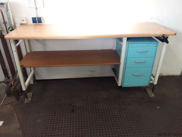 Work table packing table Unbekannt Tisch höhenverstellbar