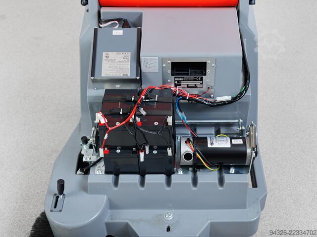 Hako Hamster 500 E NEW BATTERIES Hako Hamster 500 E - NEW BATTERIES - 2400m²/h