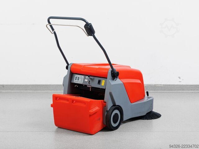 Hako Hamster 500 E NEW BATTERIES Hako Hamster 500 E - NEW BATTERIES - 2400m²/h