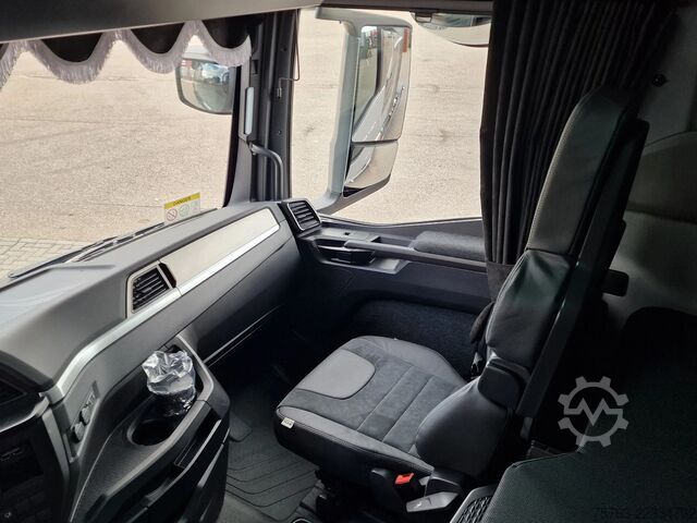 Standard-SZM MAN TGX 18.520 GX - D30 - Retarder - Full air - Nig...
