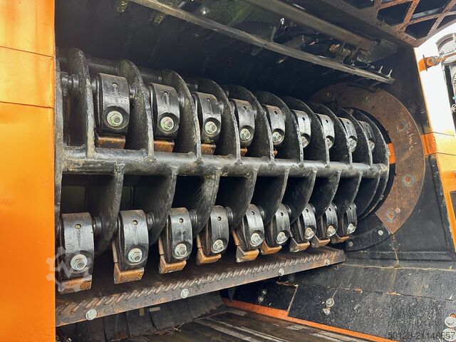 Mobile Zerkleinerungsanlage Doppstadt DZ 750 Kombi / 2 x Magnet