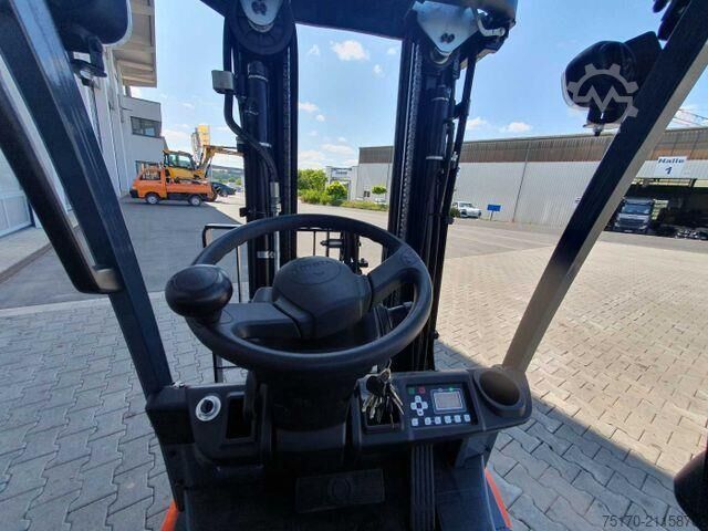 Gabelstapler Toyota 8FBET15 / Triplex: 4.30m / nur 1.842h! / SS