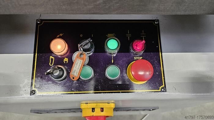 Ausklinkmaschine Indumasch V 206 Indumasch V 206