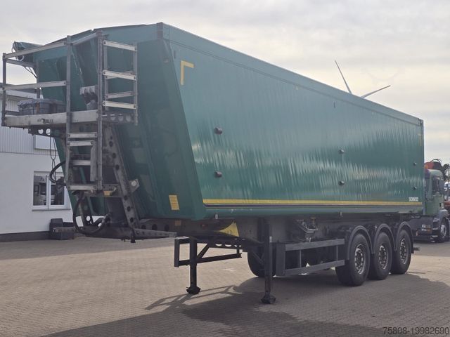Kipper Auflieger SCHMITZ CARGOBULL SKI 24 SL 9.6 Alu Kipper 50m Liftachse verzinkt