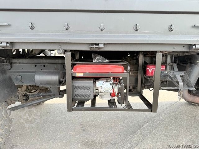 Flatbed truck with tarp MAN 5 to KAT MIL 4x4 SHOWTRUCK