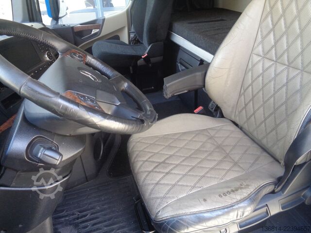 Standard SZM MERCEDES-BENZ Actros 1845 LS Safety-Pack Standklima