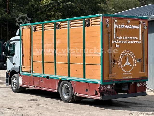 Cattle truck MERCEDES-BENZ Actros 1830 4x2 1.Stock FINKL Viehtransporter