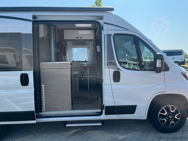 Kastenwagen Wohnmobil / Campervan PÖSSL Roadcamp R mit Komfort-Paket