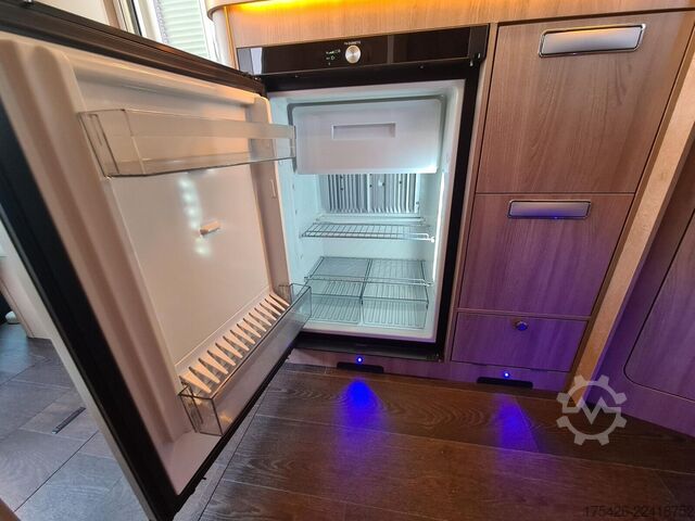 Teilintegriertes Wohnmobil LAIKA Ecovip L 2009 *Dach-Klima*3x Pakete*SAT*