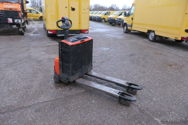 Niederhubwagen bt LWE 160 Batterie defekt! 31/2022