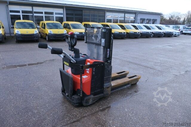 Hochhubwagen bt SWE 200D Batterie 36/2022