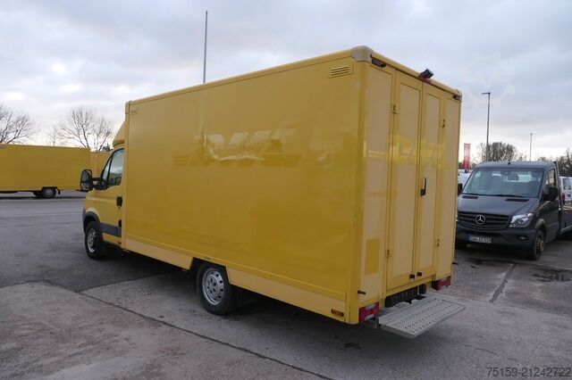 Transporter mit Koffer iveco Daily 35 S11 C30C AUTOMATIK KAMERA MAXI Regale DURCHGANG