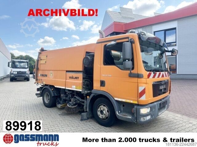 Road sweeper MAN TGM 18.240 4x2 BL, Kehrmaschine Bucher CityFant