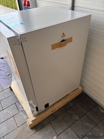 Binder CB 260 E7 co2 incubator Binder CB 260