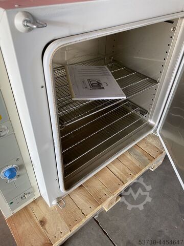 Heating cabinet Drying cabinet up to 300°C Heraeus ST 6120 Heißluftsterilisator 