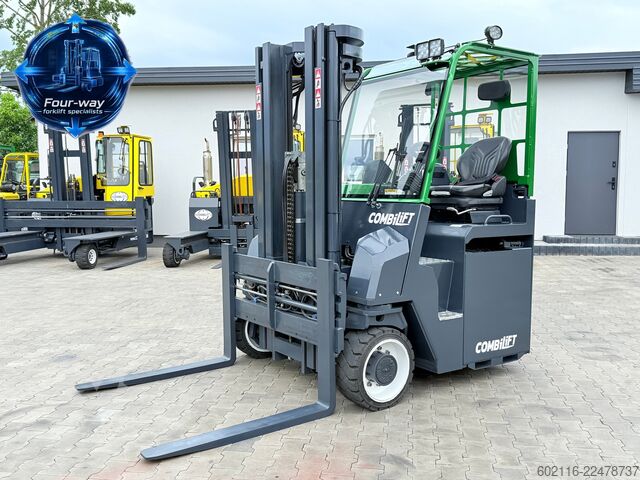 Vierwegestapler Combilift CBE4000 ELECTRIC TRIPLEM 5500 POSITIONER