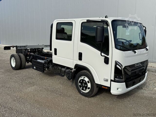 Other ISUZU M30 M DOKA 7-Sitzer  5.2 l 190 PS Radst. 4.475
