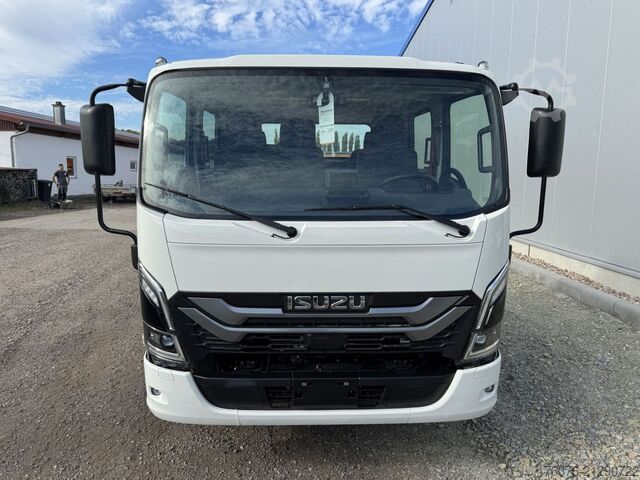 Other ISUZU M30 M DOKA 7-Sitzer  5.2 l 190 PS Radst. 4.475